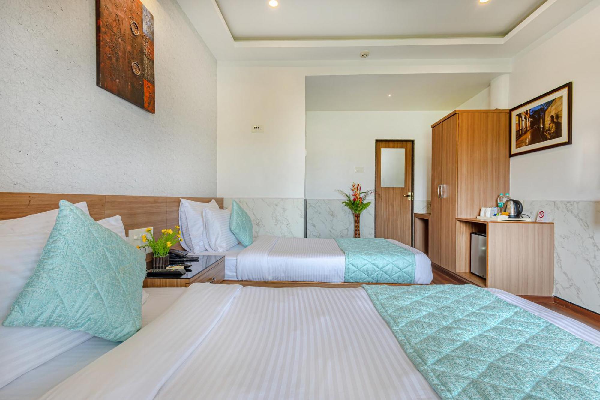 Salcete Beach Resort Colva Ngoại thất bức ảnh