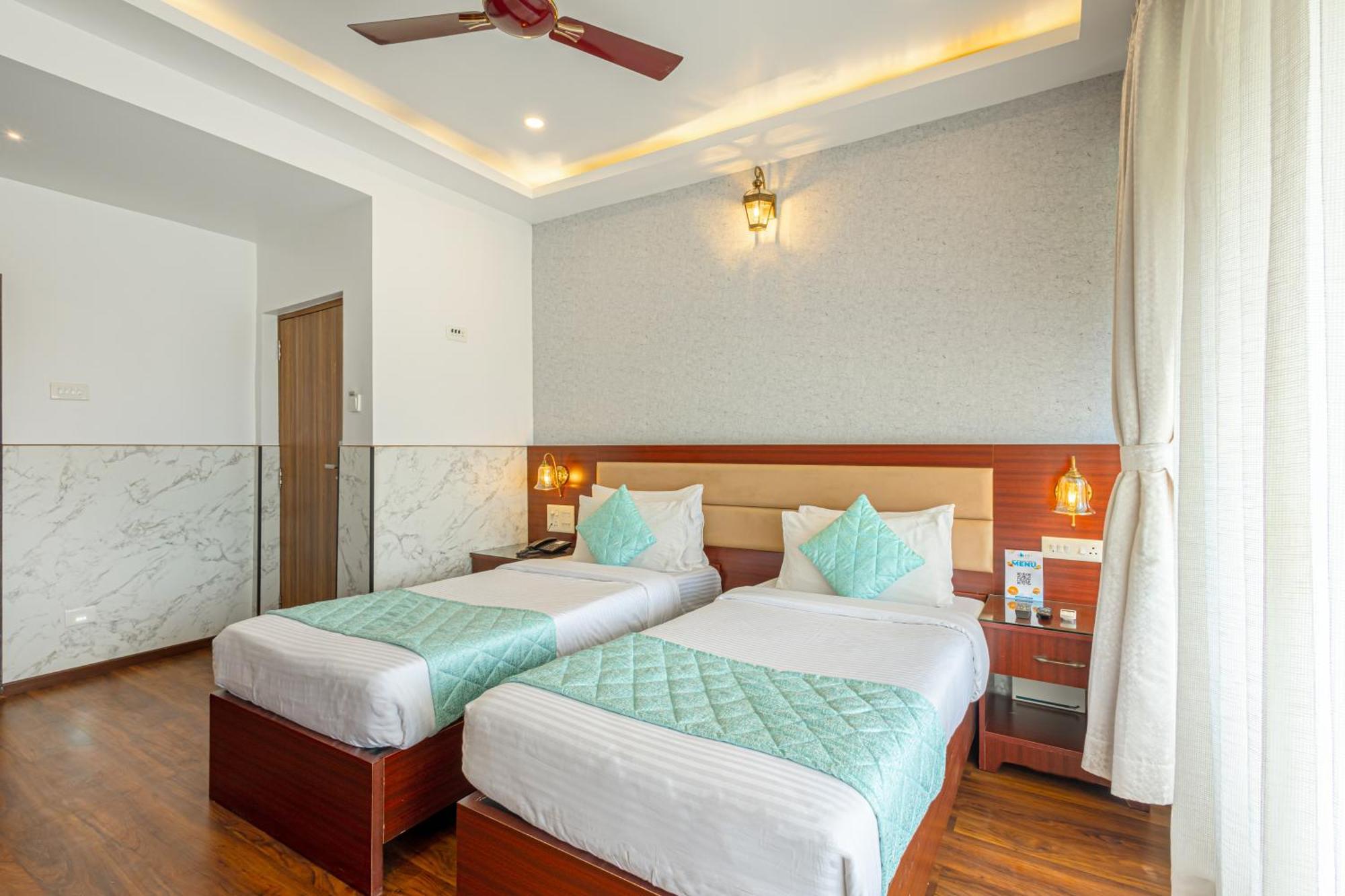 Salcete Beach Resort Colva Ngoại thất bức ảnh