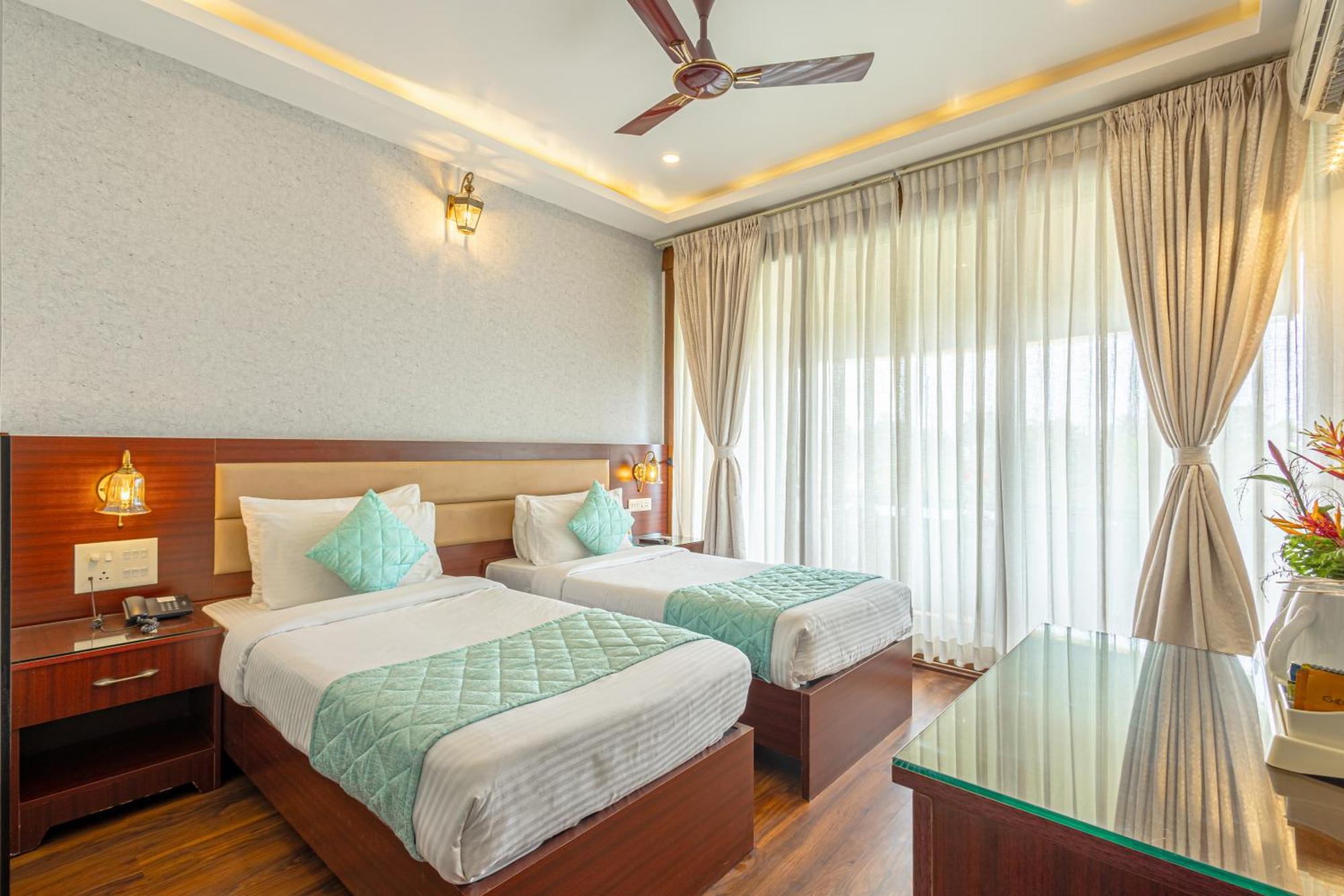 Salcete Beach Resort Colva Ngoại thất bức ảnh