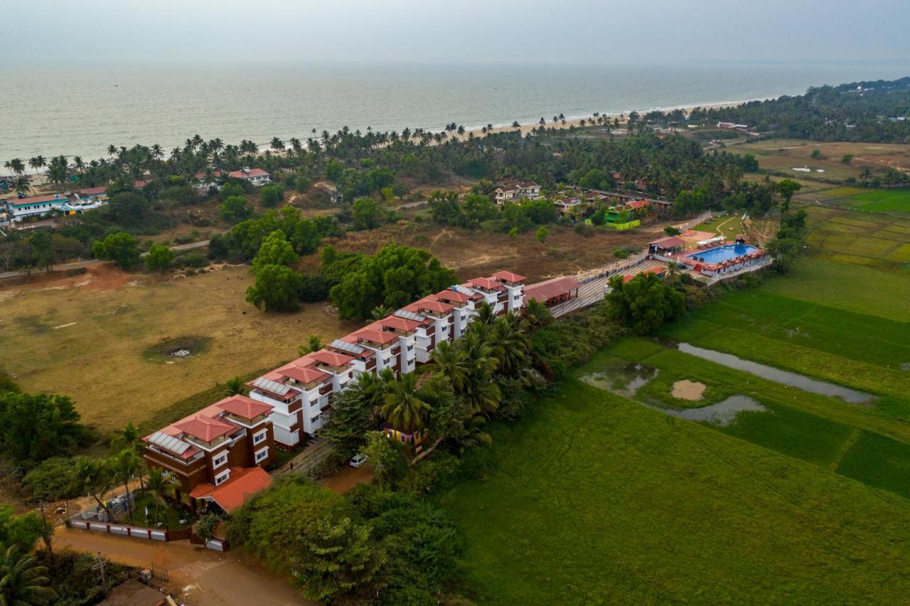 Salcete Beach Resort Colva Ngoại thất bức ảnh